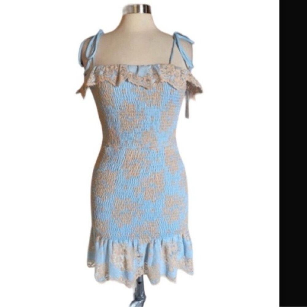 Storia Smocked Blue Floral Tie-Shoulder Mini Dress Lace Ruffle Hem Size M